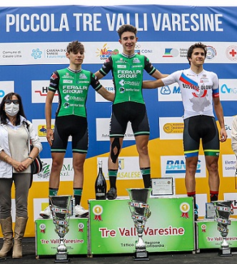Podio juniores piccola tre valli varesine 2021