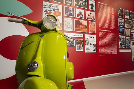 mostra-vespizzatevi-vespa-50-n-1969