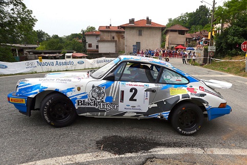 DaZanche Porsche911 GrB action1 Lana2021