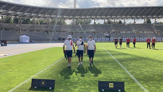 Gli azzurri Nespoli, Musolesi e Paoli durante i tiri di prova a Parigi