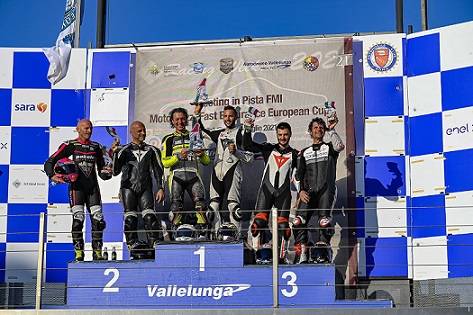 moto-guzzi-fast-endurance-vallelunga-podio