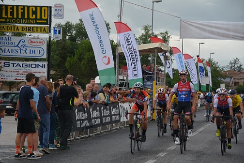 Papà Elio GP Giorgio Mare 28072019 arrivo cecchini