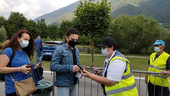 Tifosi entrano allo Stadio a Dimaro con green pass e ticket elettronico PH Nicer