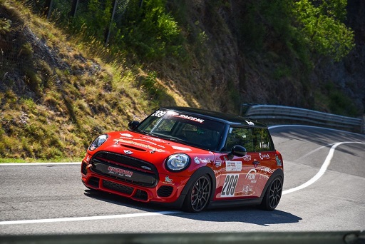 Anna_Fumo_Mini