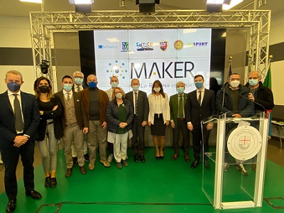 Maker Maker