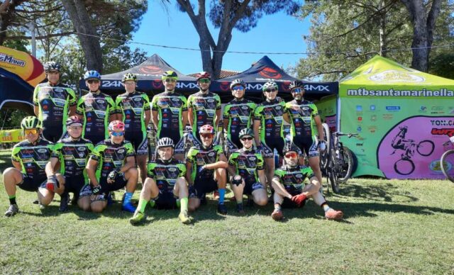 Mtbsan 15072022 Gli atleti del team prima della partenza della 6H