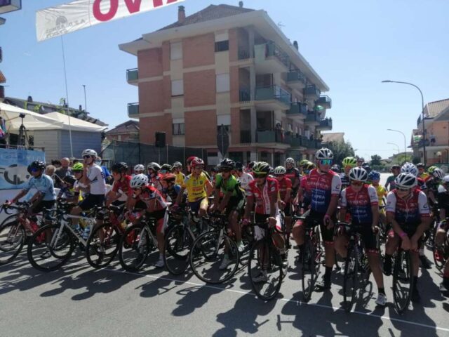 Trofeo Bar Residence Villa Marchesa 12072021 partenza