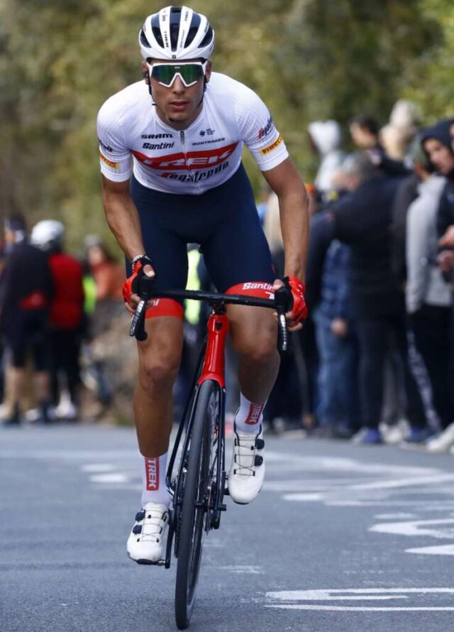 Filippo Baroncini in azione con la maglia della Trek Segafredo