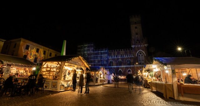 Magico Paese di Natale Magico Paese di Natale
