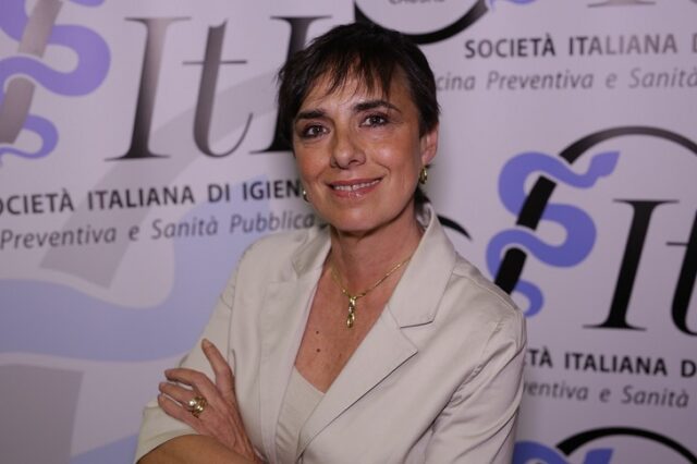 Piano Nazionale di Prevenzione Vaccinale Piano Nazionale di Prevenzione Vaccinale
