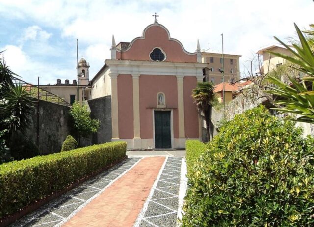 Oratorio_di_Nostra_Signora_Assunta_Varazze