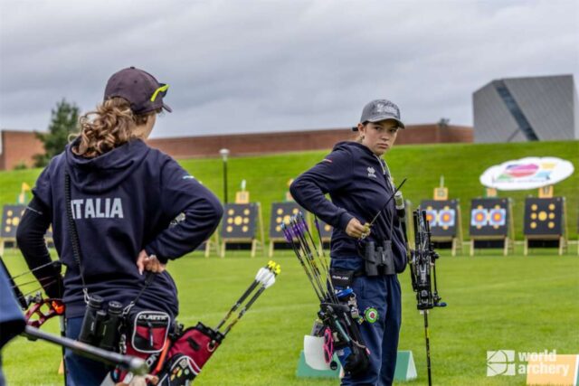 le azzurrine del compound in azione