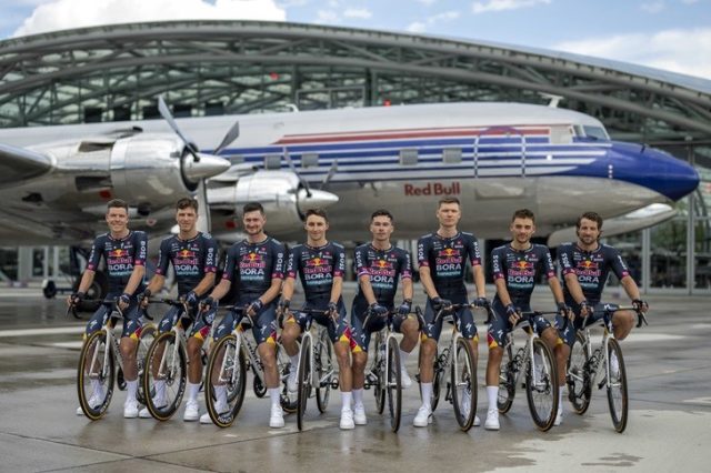 Red Bull - BORA - hansgrohe Red Bull - BORA - hansgrohe