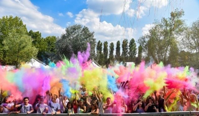 Holi Holi