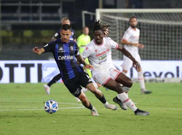 Pisa reggiana AG1I1390 Il Pisa di Pippo Inzaghi continua la sua striscia positiva in campionato