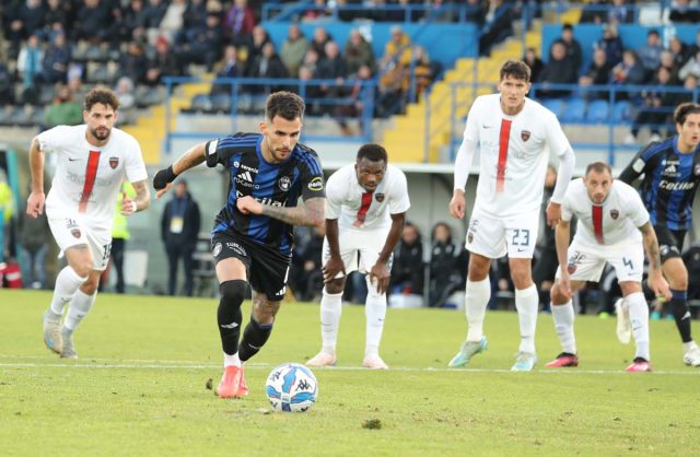 Pisa-Cosenza 2-2, un pareggio che lascia l’amaro in bocca