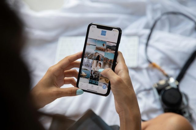 pexels-plann-2999237-4549408 Cose alternative da fare con il telefono quando si viaggia