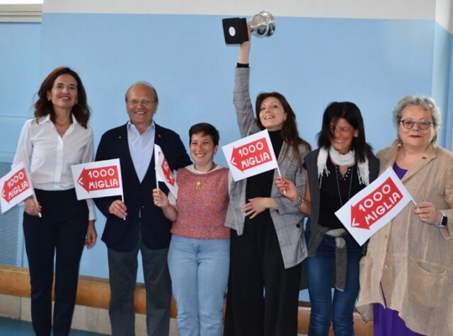 Dimensioni POST FACEBOOK - 1 La 1000 Miglia va a scuola