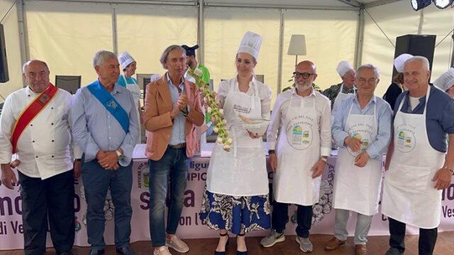 Campionato nazionale di Salsa al Mortaio con l’aglio di Vessalico Campionato nazionale di Salsa al Mortaio con l’aglio di Vessalico