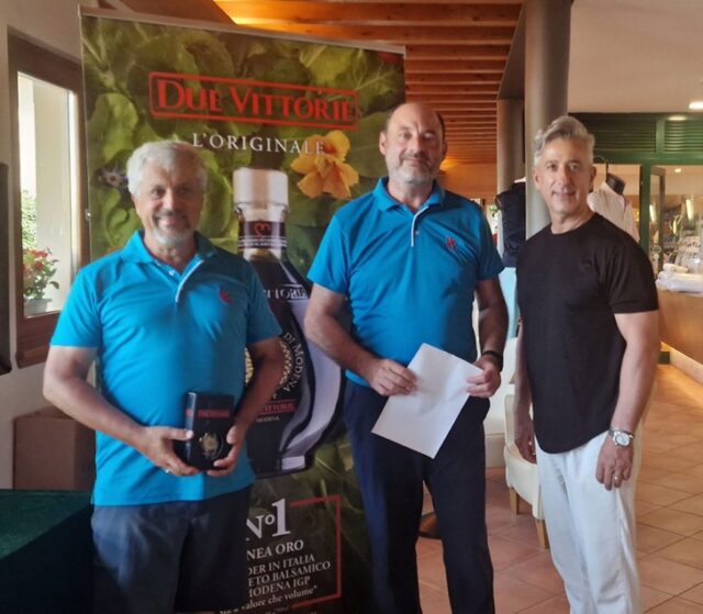 Due Vittorie Balsamic Golf Trophy Due Vittorie Balsamic Golf Trophy