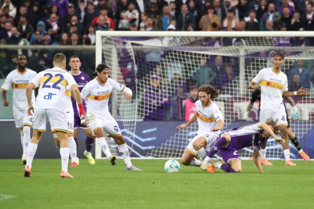 Lecce corsaro a Firenze: la Fiorentina sprofonda