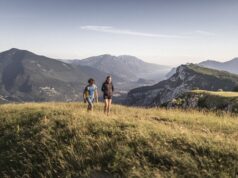 Garda Trentino: nuove esperienze outdoor tra trekking all’alba e gite in e-bike notturne Garda Trentino